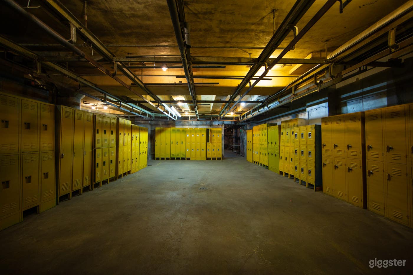 MASSIVE CREEPY BASEMENT IN DTLA #149 Photo 2