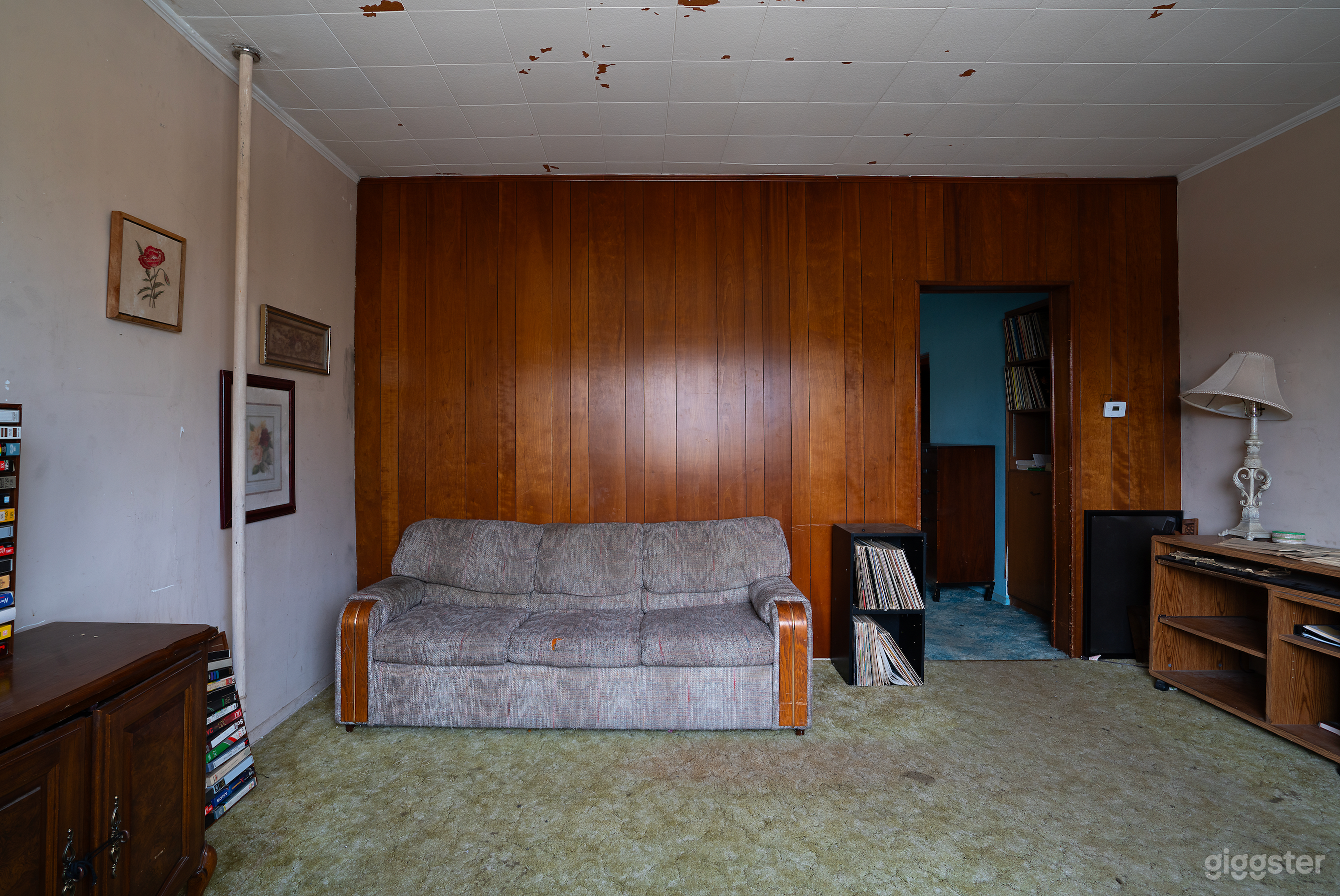 The Retro House Photo 2