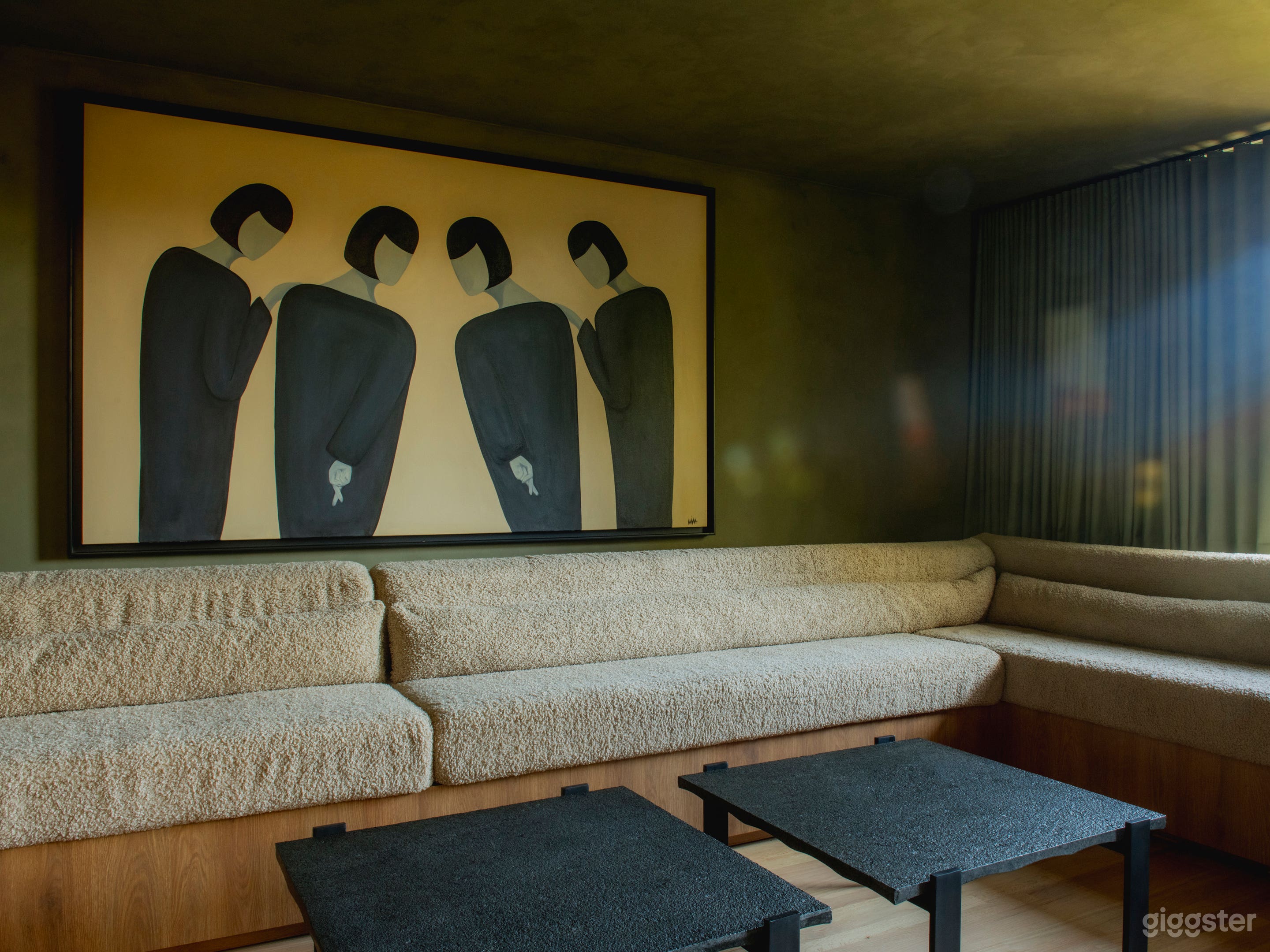 Mid century modern hills home Photo 4