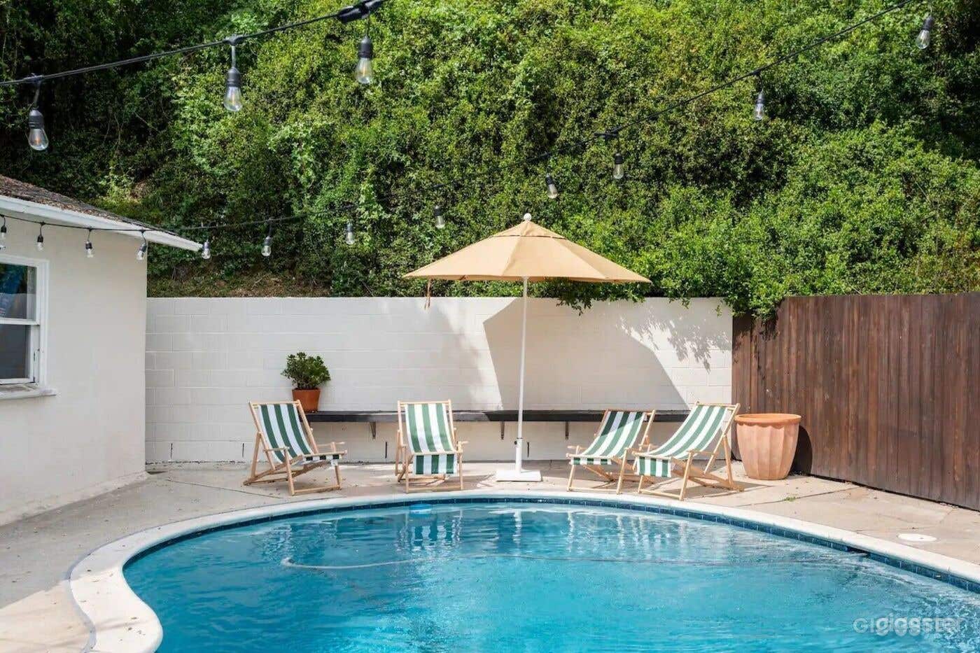 Highland Park Oasis: Elegant Pool&amp;Hot Tub Retreat Photo 2