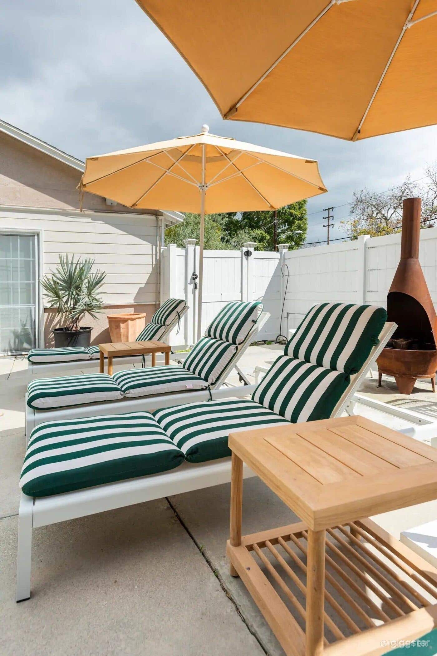 Highland Park Oasis: Elegant Pool&amp;Hot Tub Retreat Photo 3