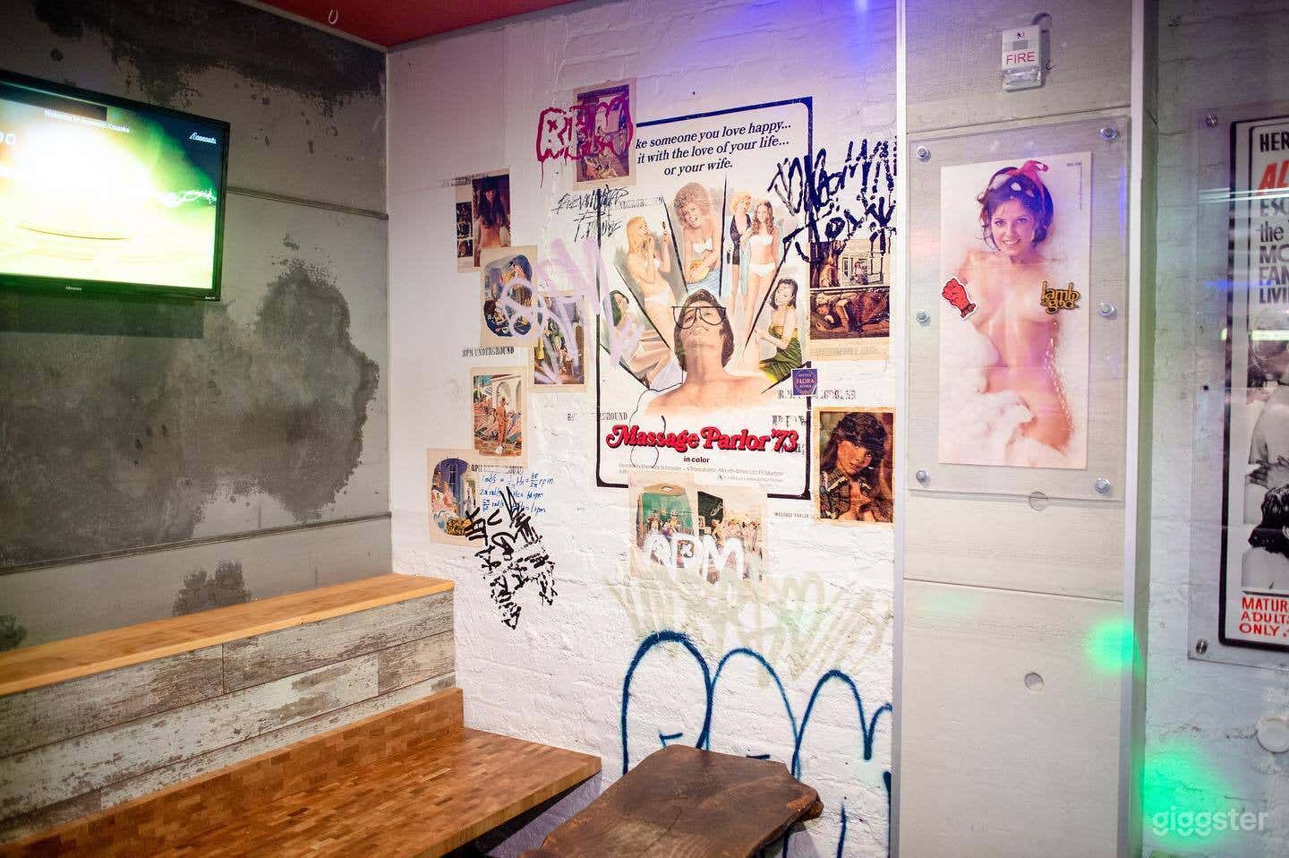 THE PIN-UP ROOM Photo 1