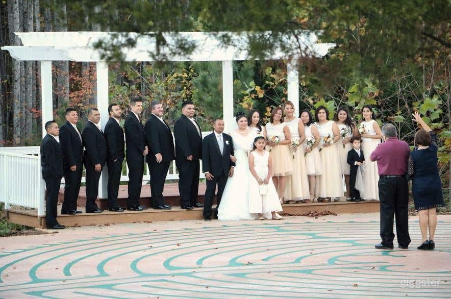 Сharming Pergola in Charlottesville Photo 1