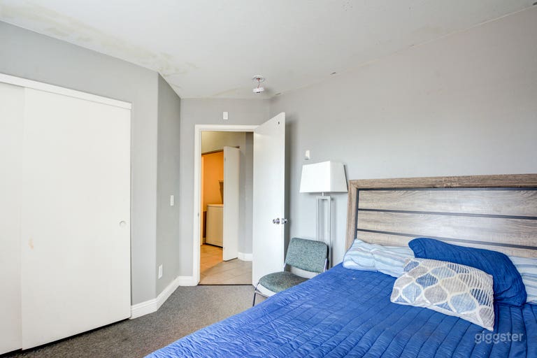  Close to Strip / Center of Town 