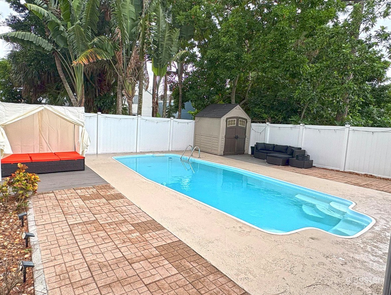  Pool- Backyard Oasis  
