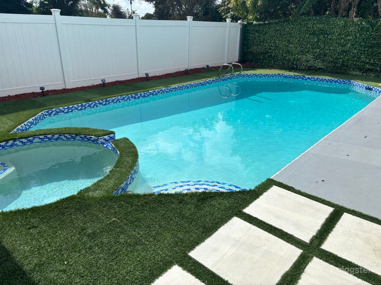  Pool- Backyard Oasis  