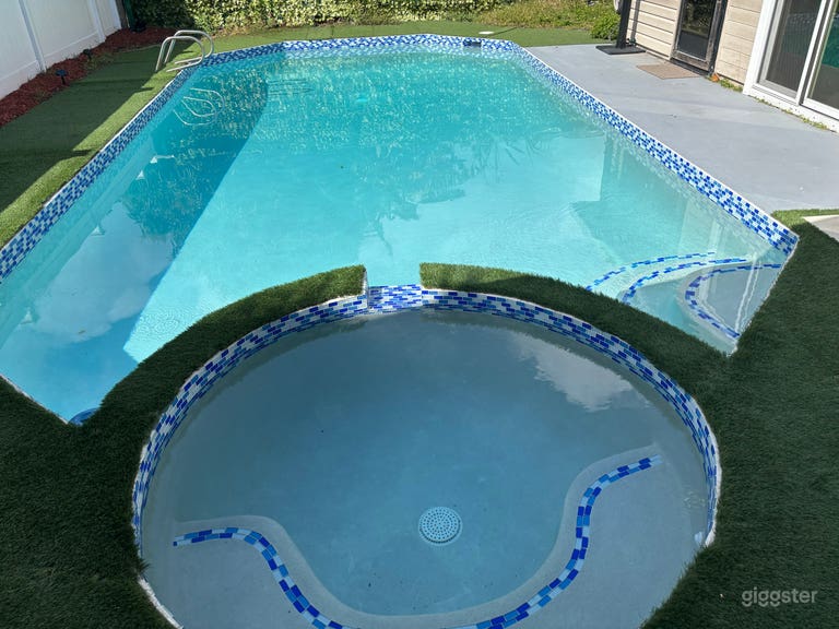 Pool- Backyard Oasis  