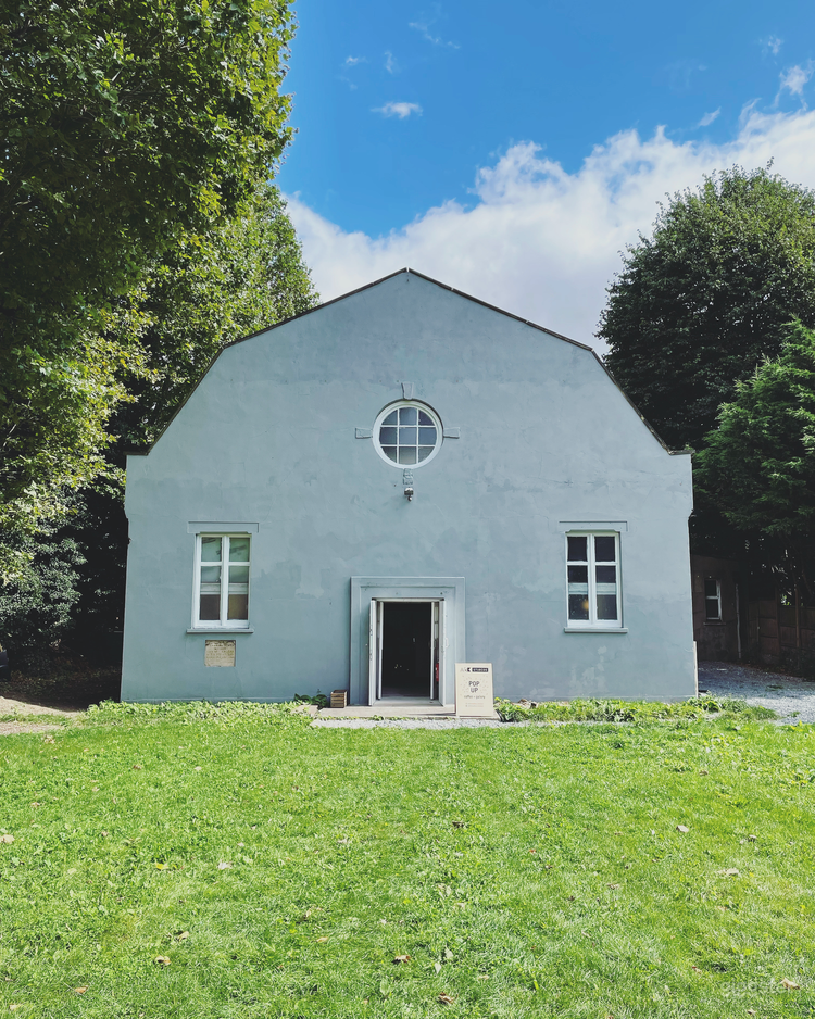 The Barn from the outside