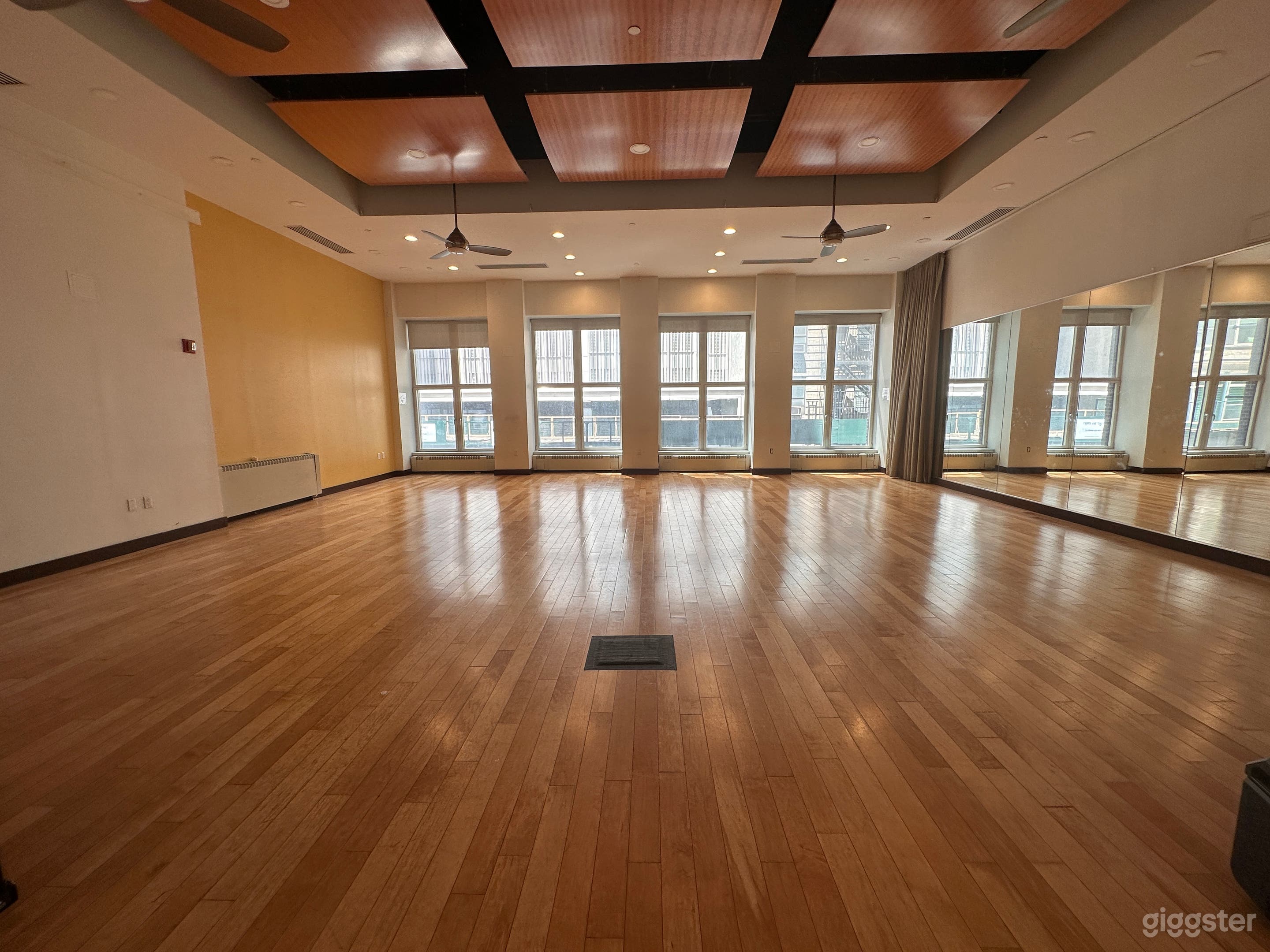 Spacious Rehearsal and Meeting Rooms in Nomad Photo 3