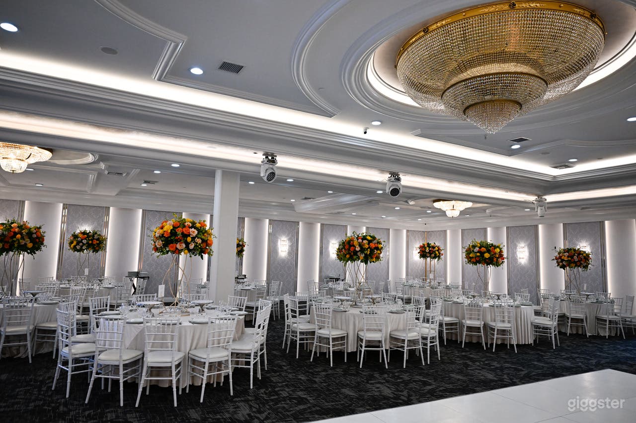 Gorgeous Restaurant Photo 1