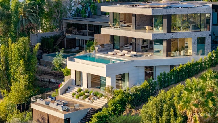  Never Filmed Hollywood Hills Modern w/City -to- Ocean Views 