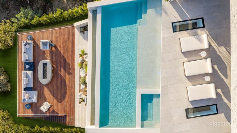  Never Filmed Hollywood Hills Modern w/City -to- Ocean Views 