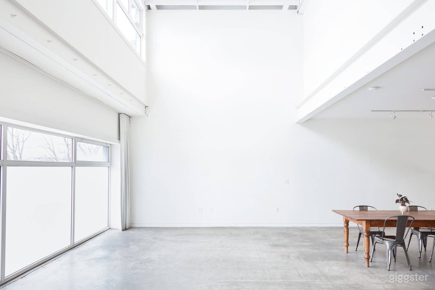 Bright Production &amp; Event Studio Photo 1