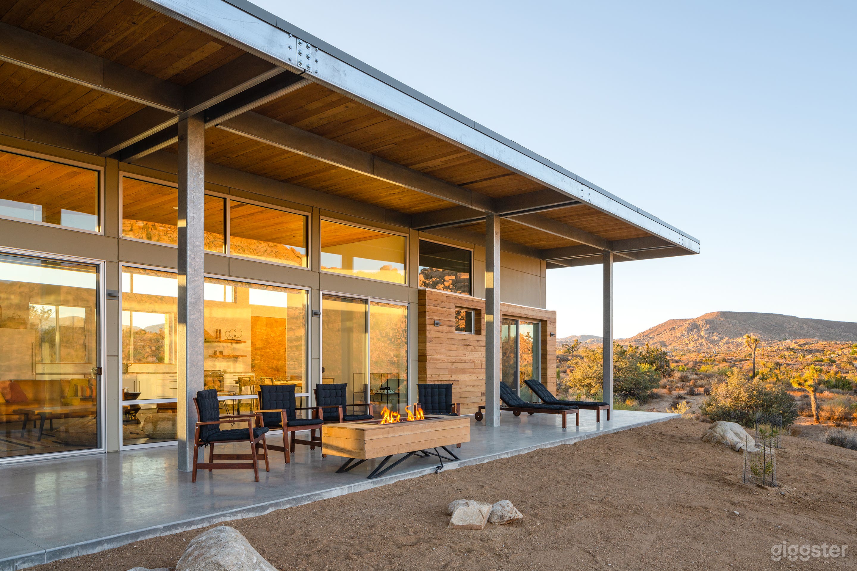 Hawk &amp; Mesa Photo 2