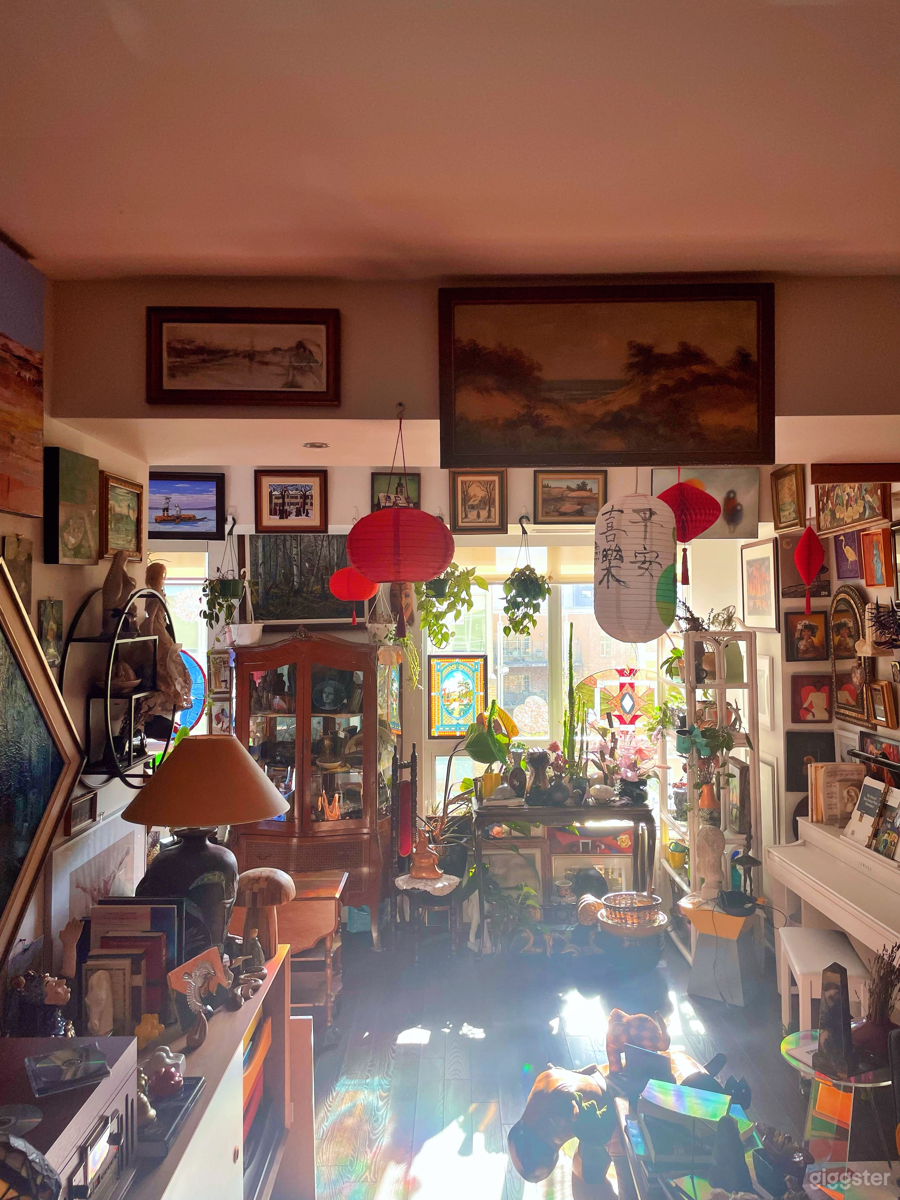 Art-Filled Urban Sanctuary in Historic Cabbagetown Photo 4