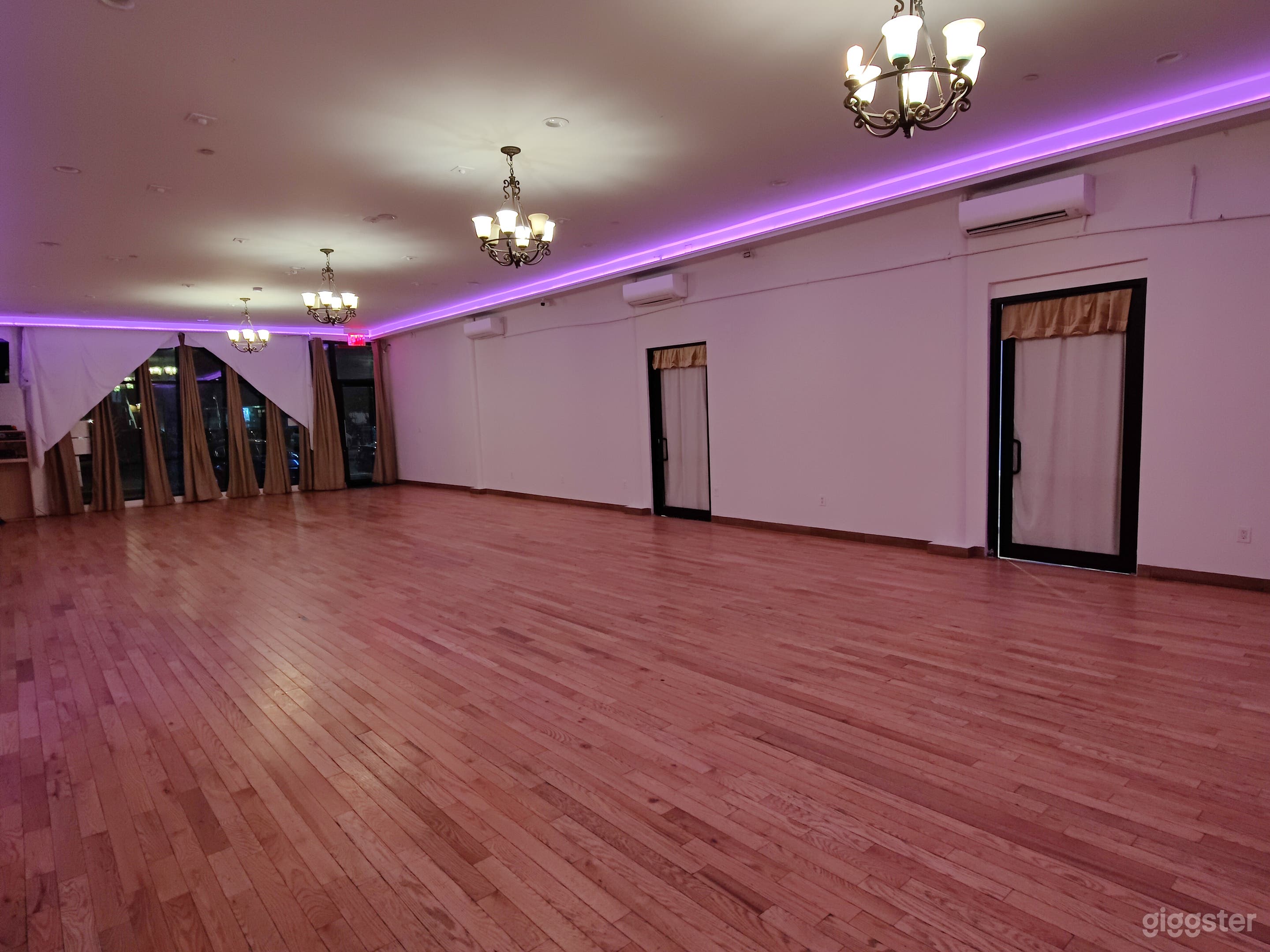 Ground Floor, Loft Style Store Front in Brooklyn  Photo 4