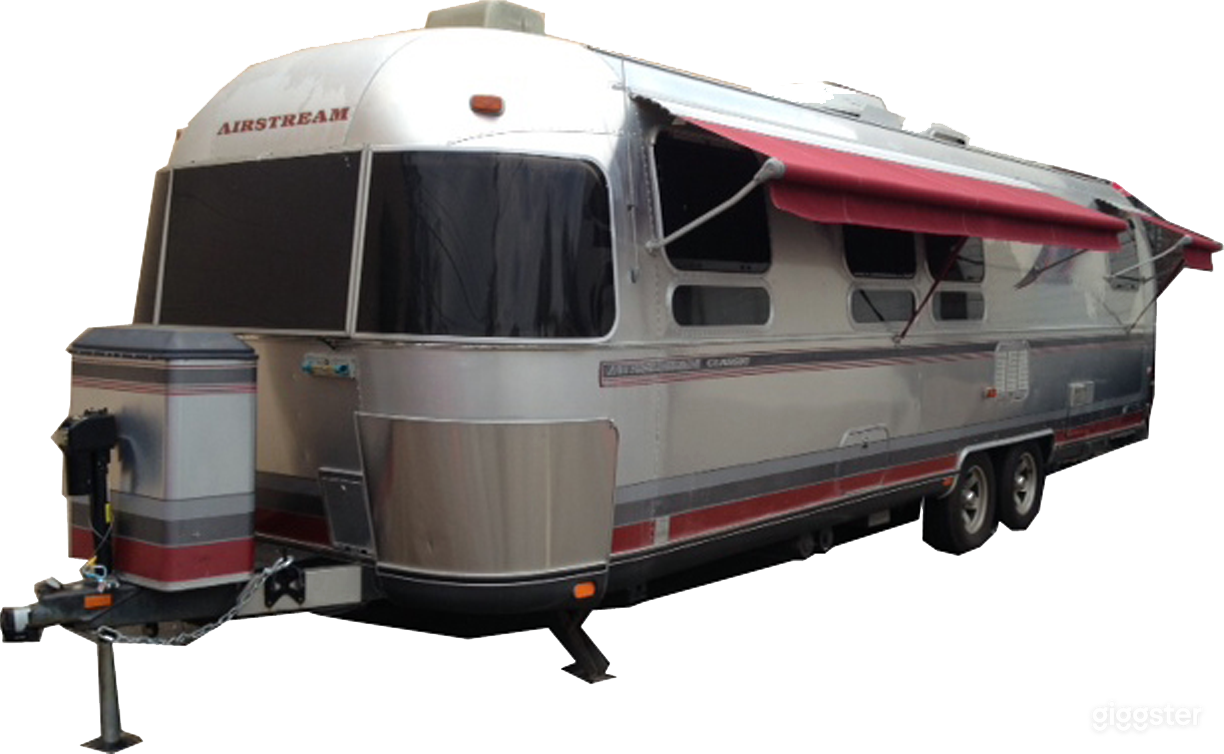 Airstream NE View Exterior