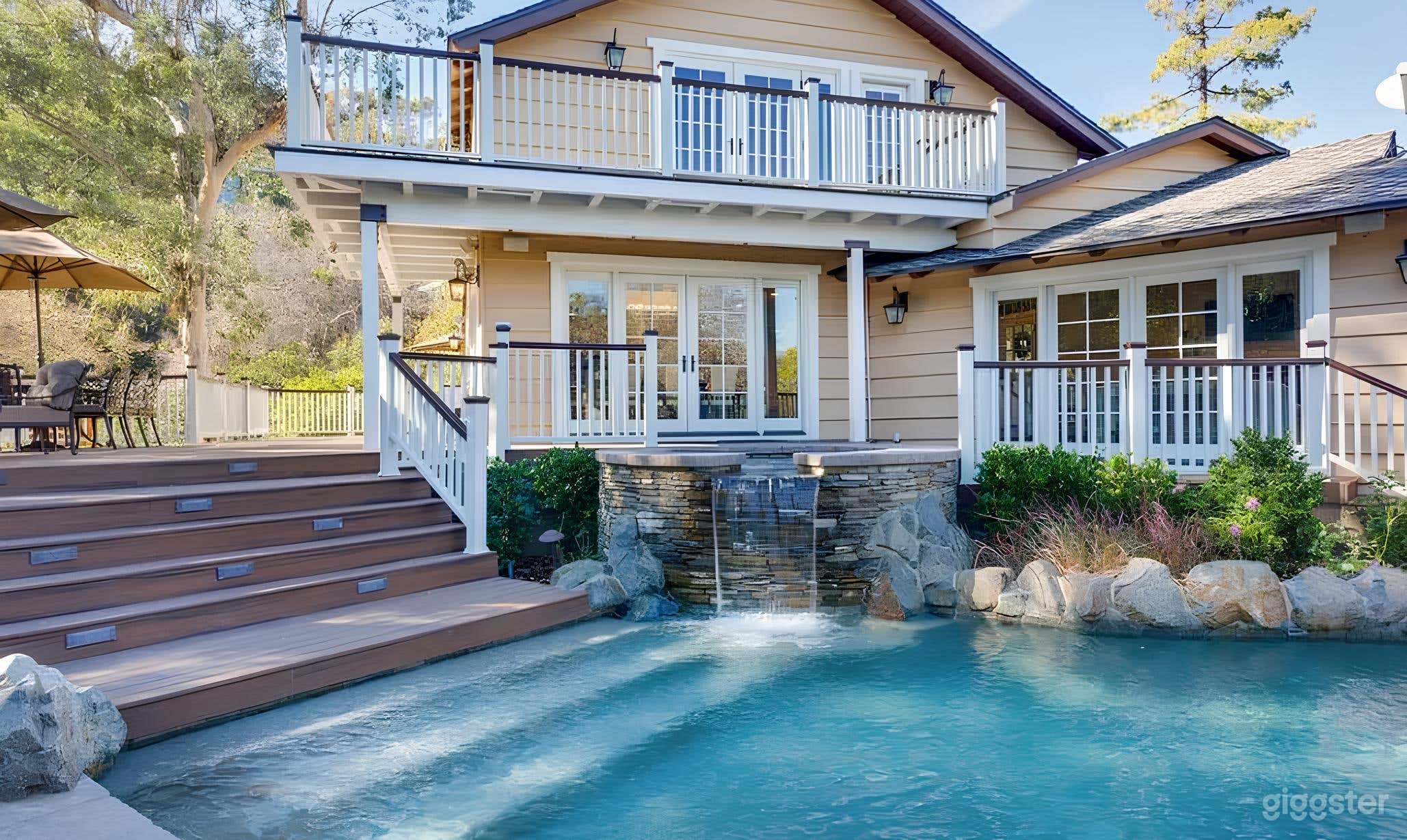 Ranch Cottage with Views of Mountain and Rosebowl Photo 1