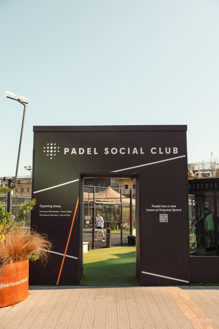  Premium Padel Club & Corporate Event Venue Indoor/Outdoor 