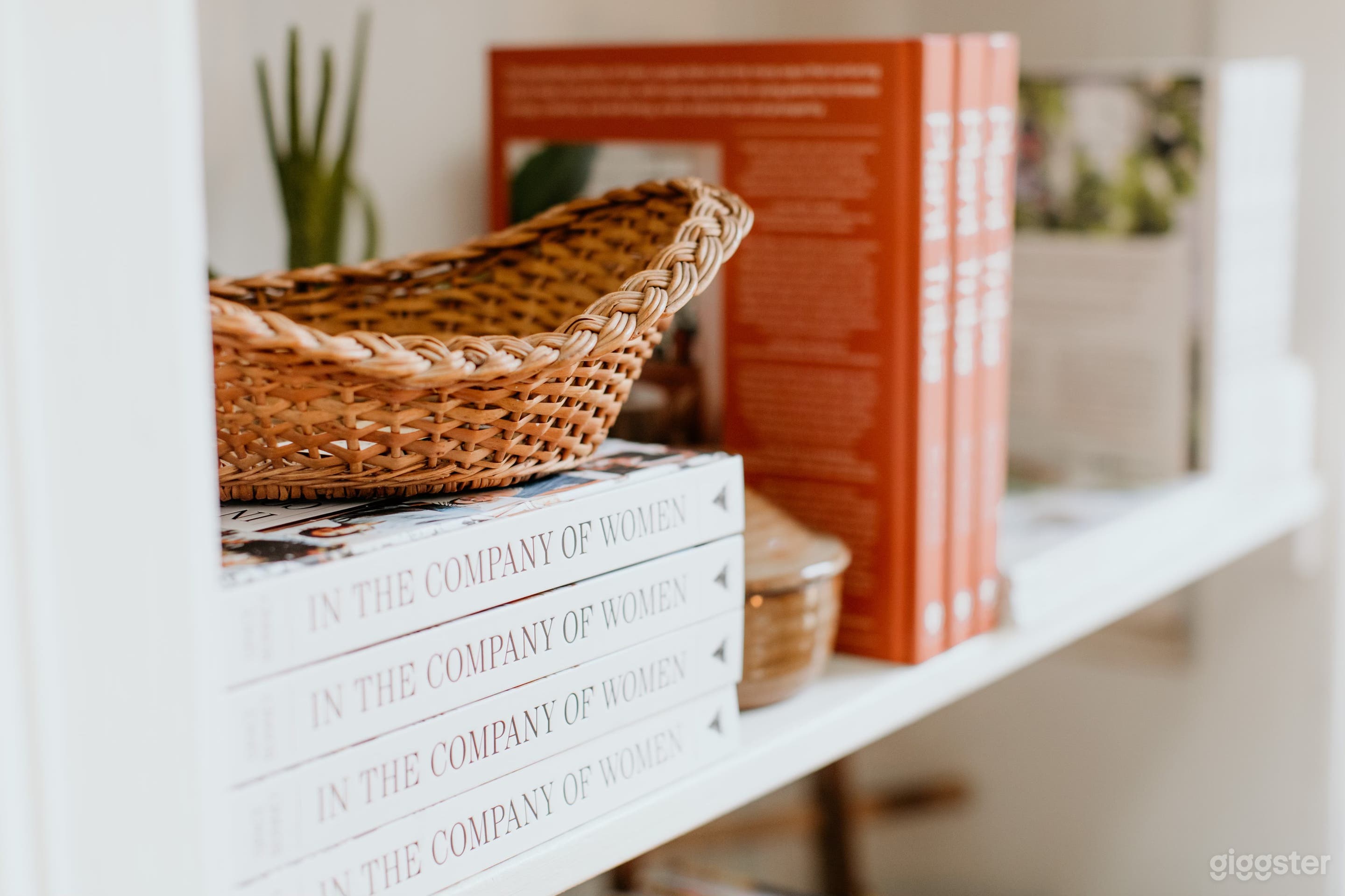 Minimalist Main St. Retail Space in Newnan, GA  Photo 4