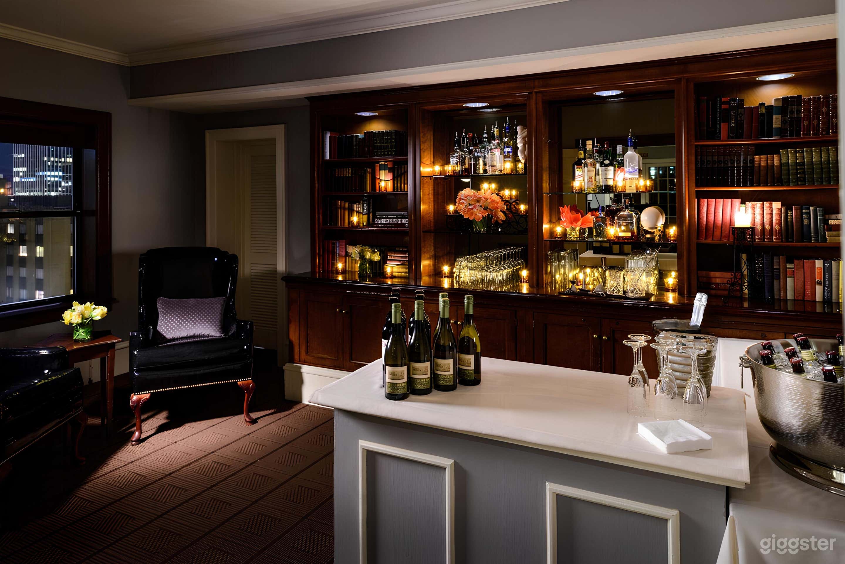 The Sky-Level Penthouse with Panoramic Views Photo 4