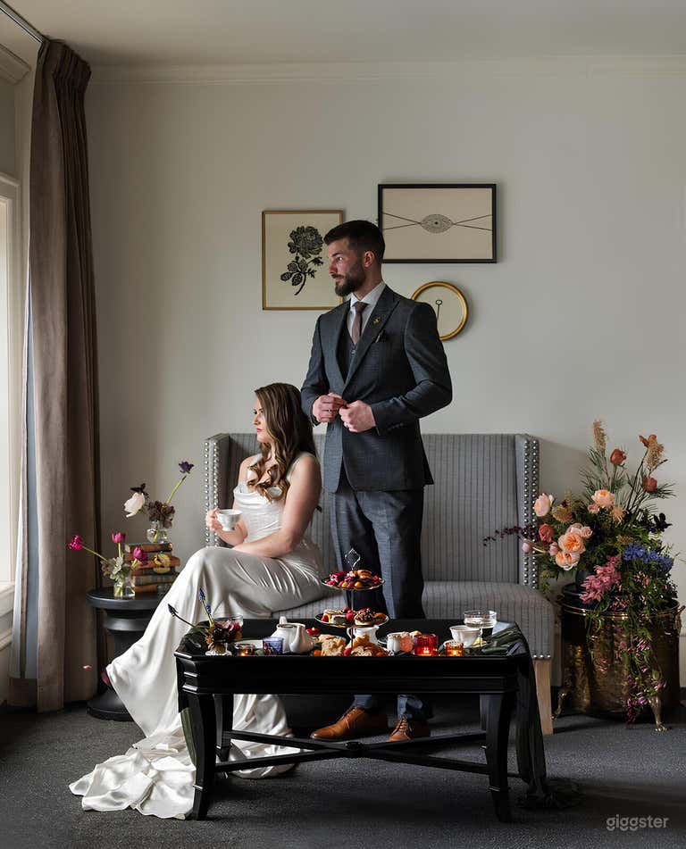  The Sky-Level Penthouse with Panoramic Views 