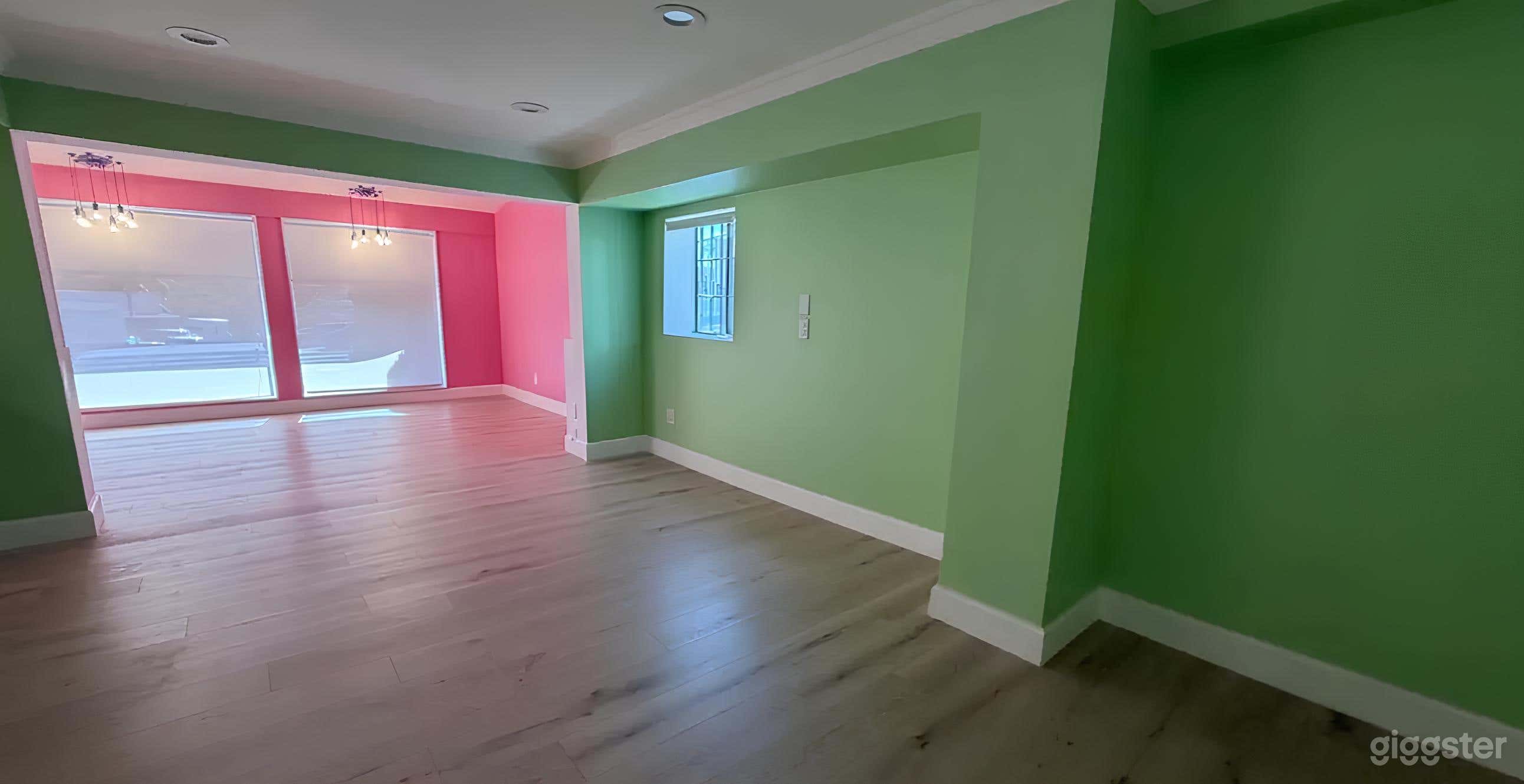 Unique Space for Content Videos Photo 2