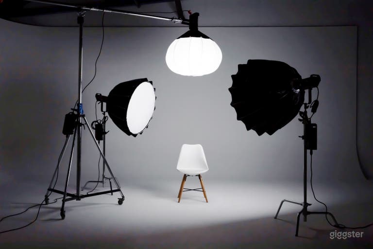  Example of lighting set-up 