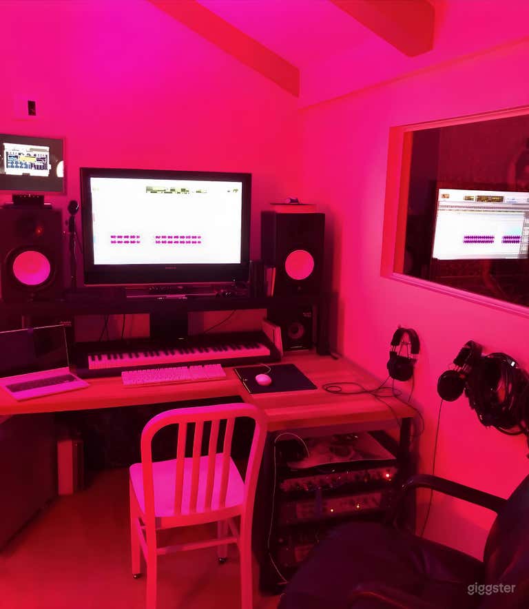  Estudio profesional de grabación y mezcla con luces LED 
