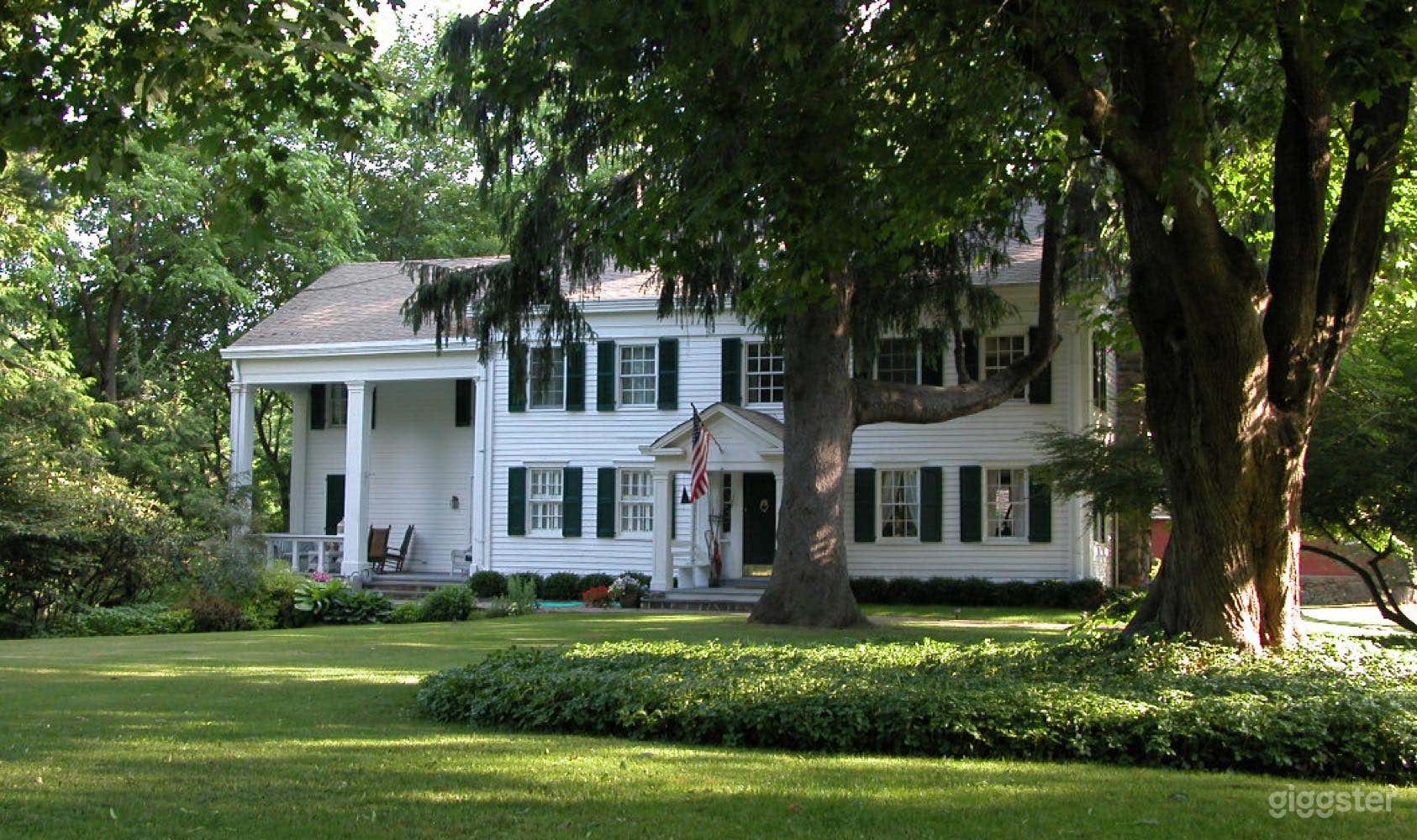 Charming, old-fashioned Family Farm Photo 1