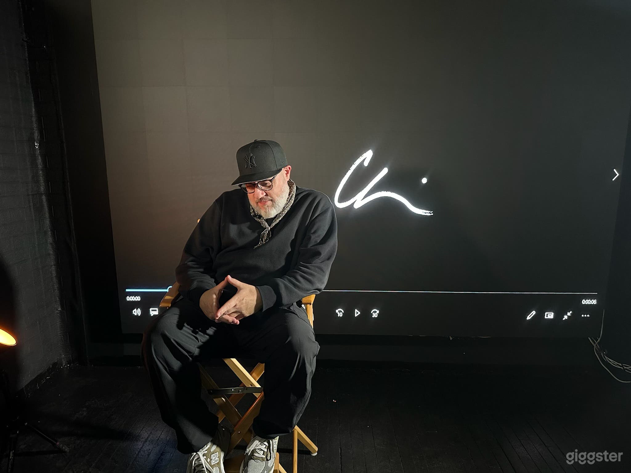 LED Wall Vídeo Production Studio Near NYC Photo 2