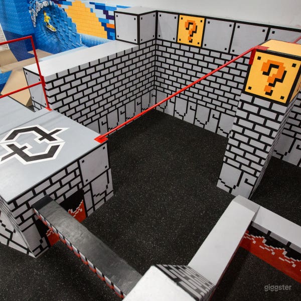 Colorful Free Run Gym in Vista Photo 3