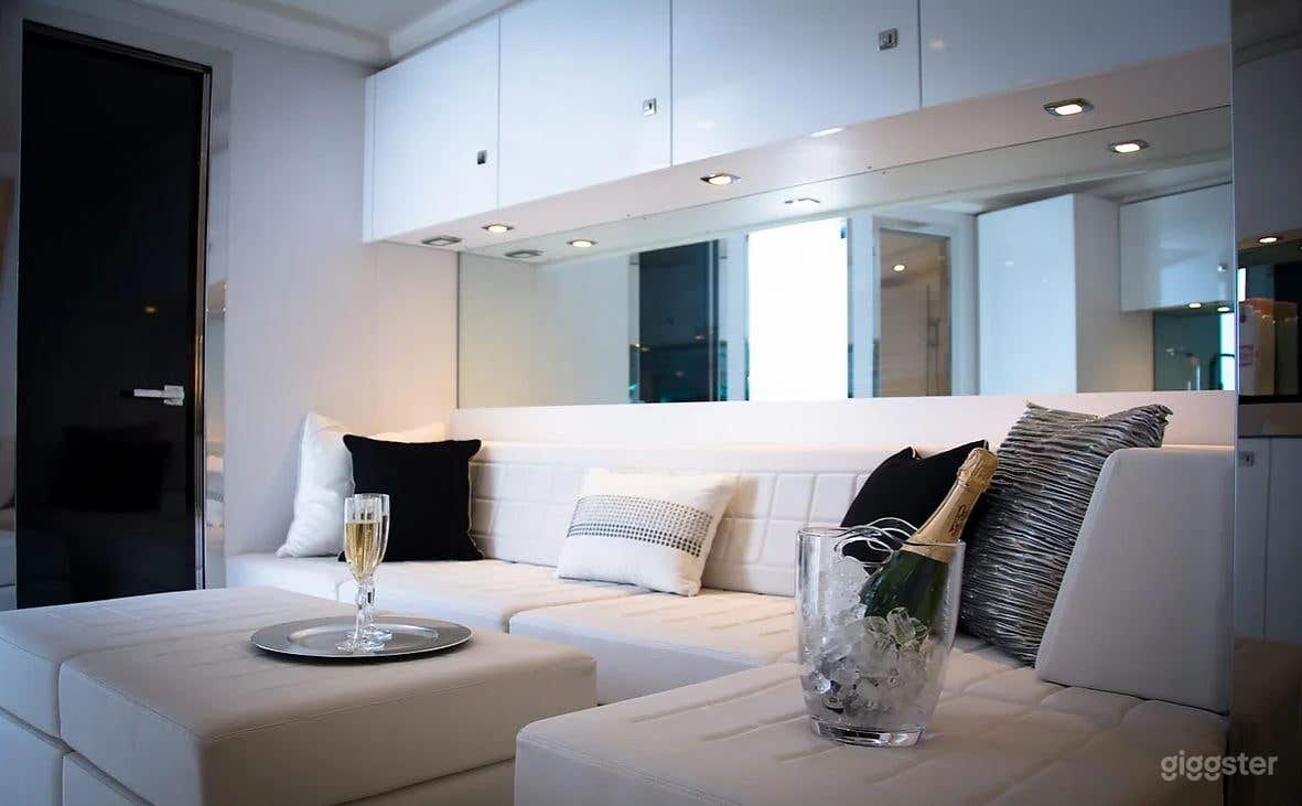 55 Ft Van Dutch Luxury Yacht Photo 4