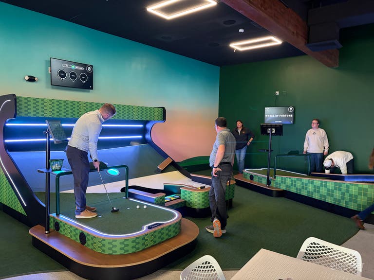  Indoor Mini Golf and Drinks Venue 