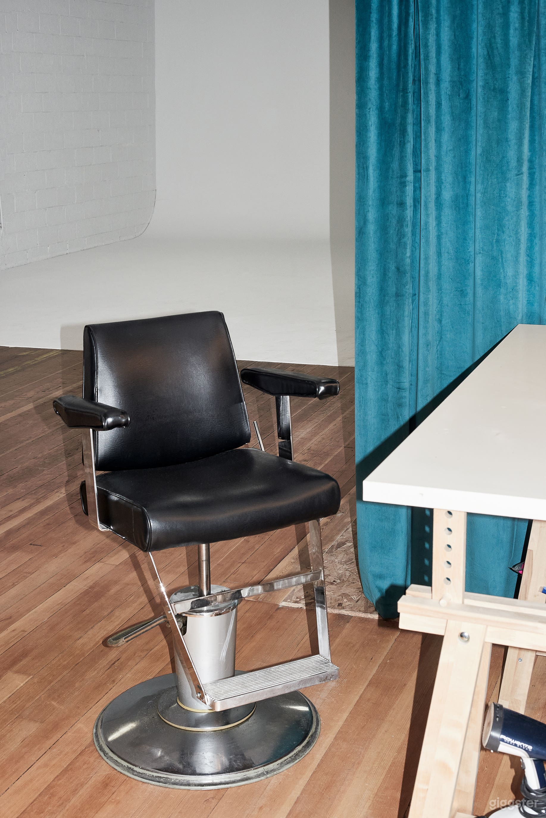 Really Big Photo Studio Photo 3