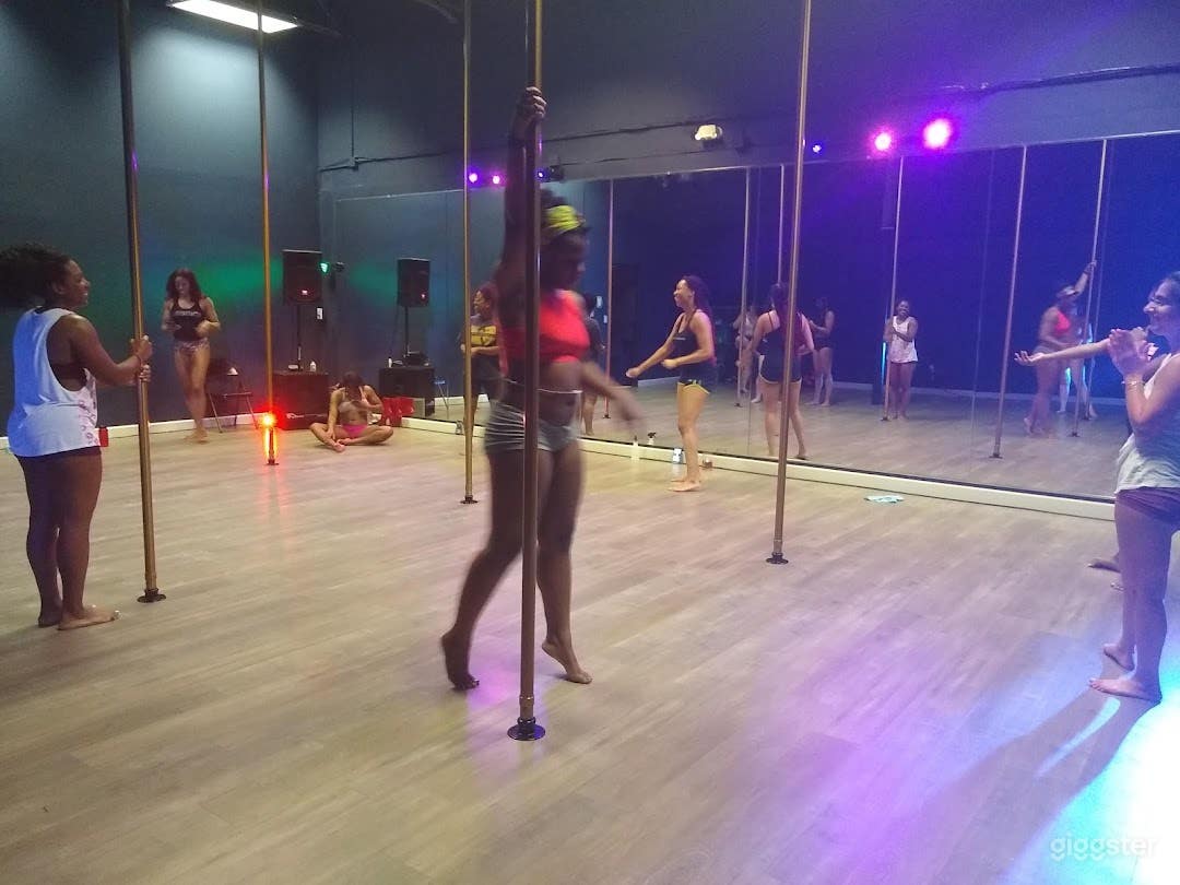 Secret Garden Pole Fitness Boutique Photo 1