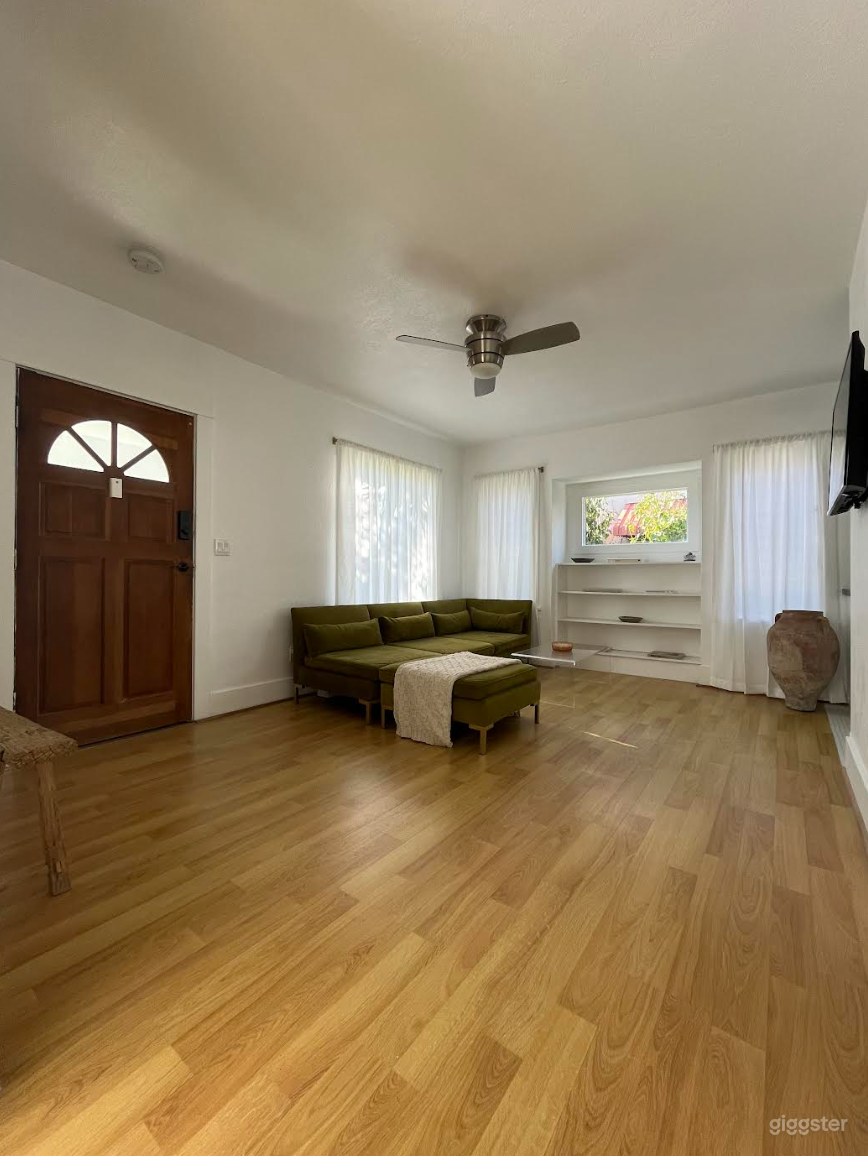 Venice Beach Spanish Style 2BR Home Photo 4