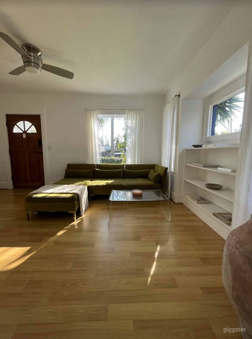 Venice Beach Spanish Style 2BR Home Photo 3