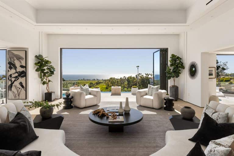  Manoir Malibu Park 