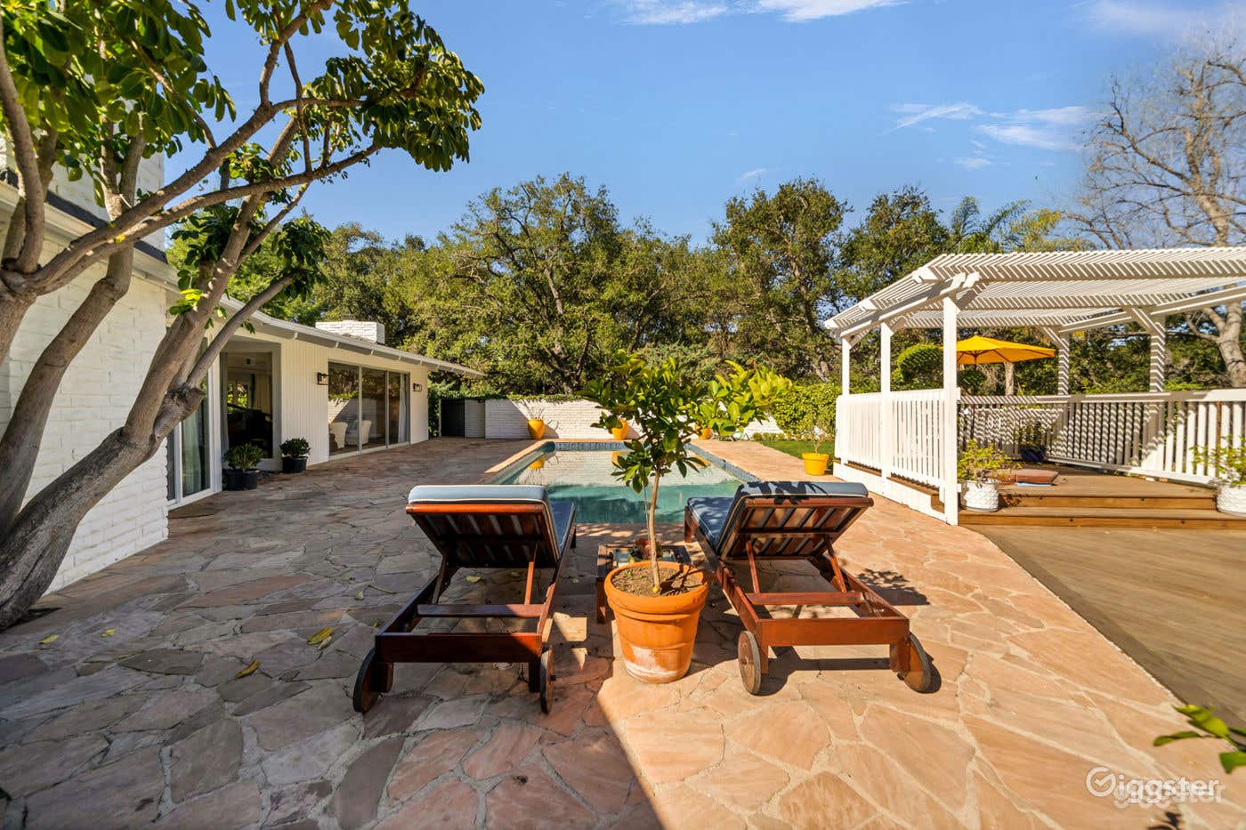  SLIM AARONS-INSPIRED RANCH: CHIC 60'S OASIS/POOL Photo 2