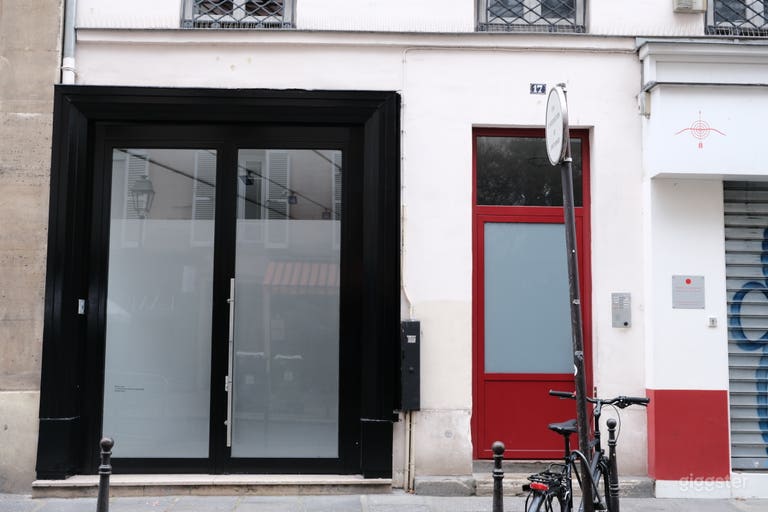  A 100m² multimodal space in the heart of Le Marais 