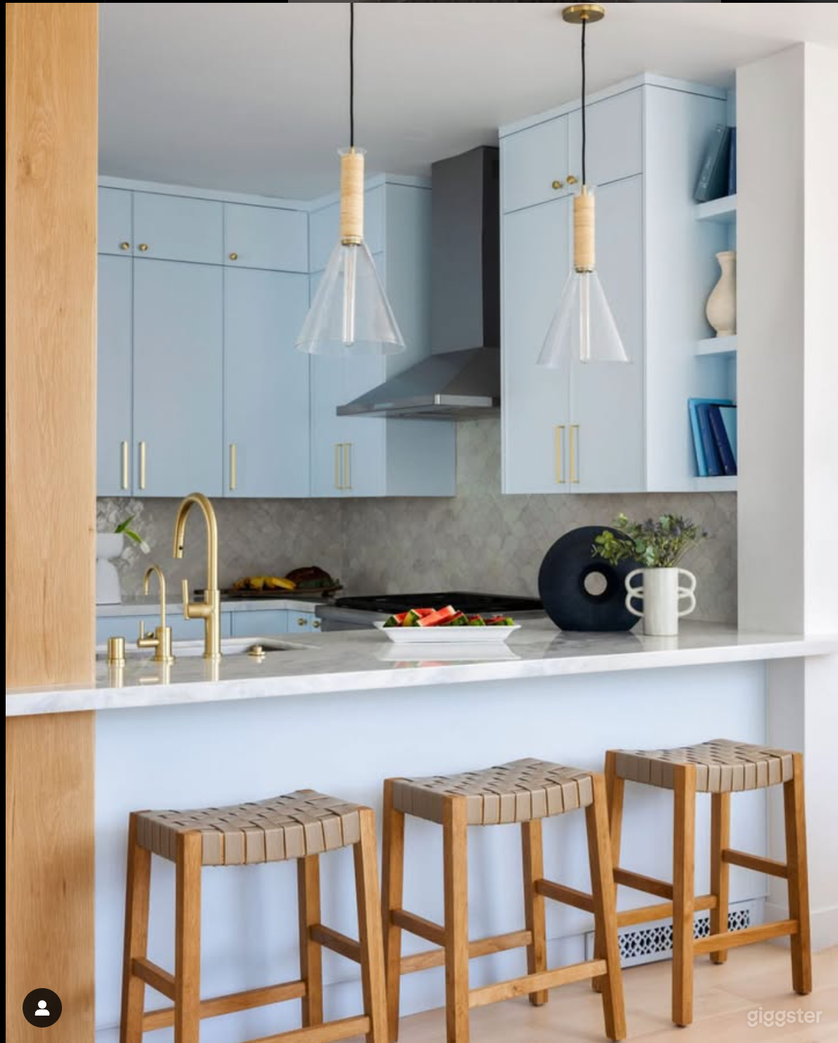 Bright &amp; Airy Coastal Kitchen with Luxury Details  Photo 2