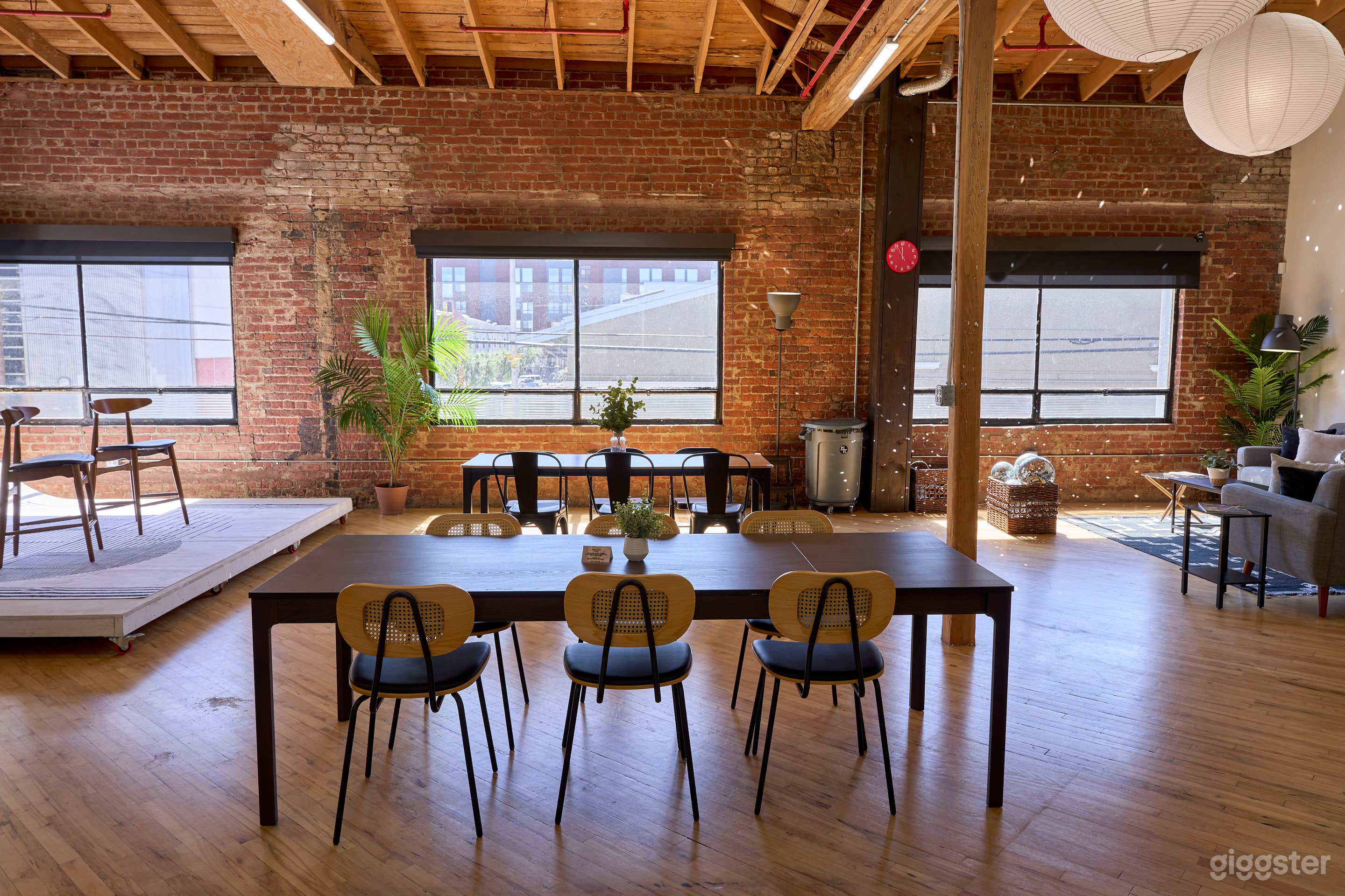 Spacious Arts District Creative Studio Space Photo 4