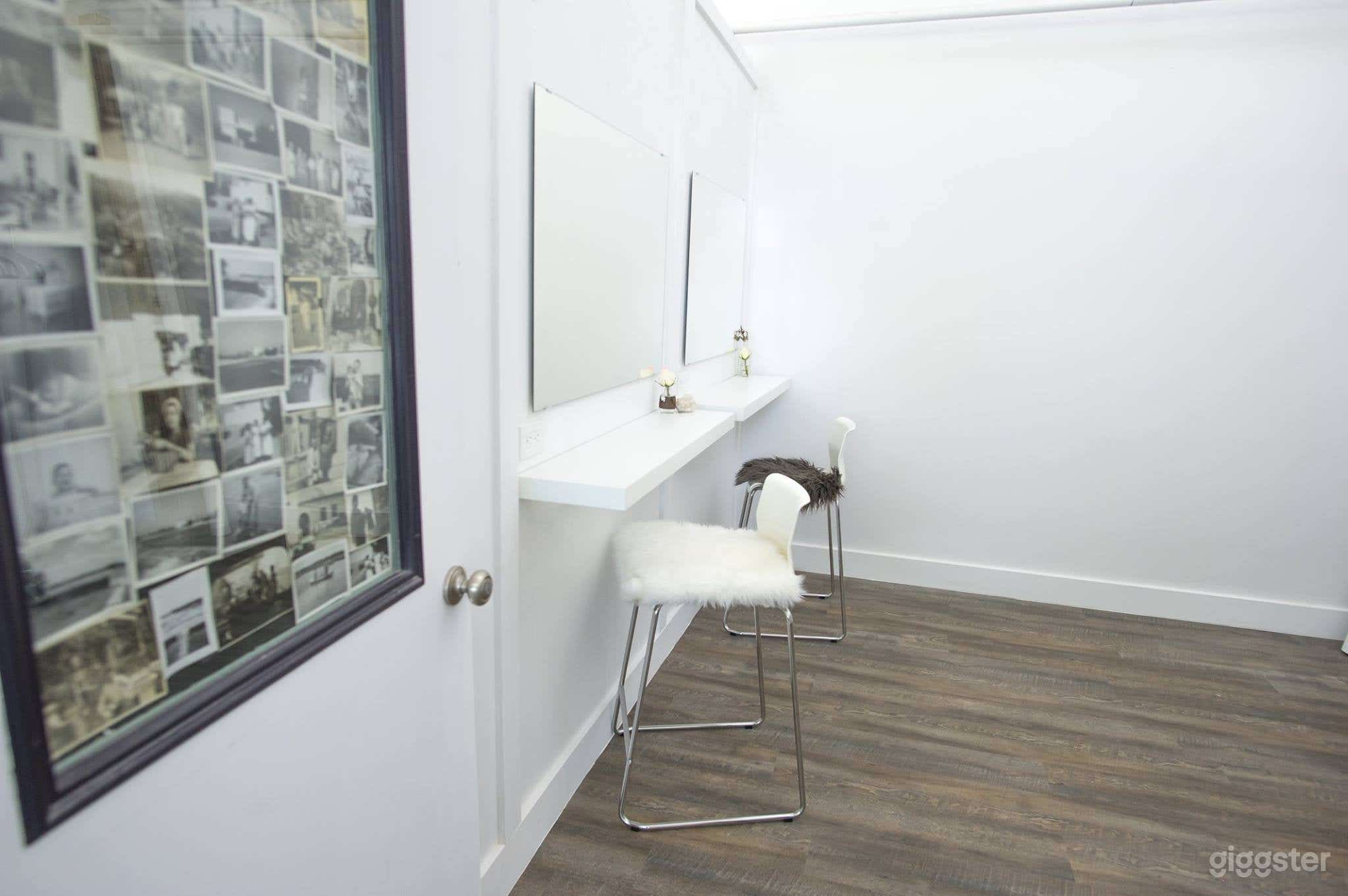 Beautiful Photography/Videography Studio Photo 2