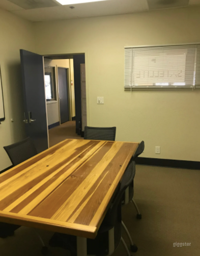 Small Conference Room in Los Gatos Photo 3