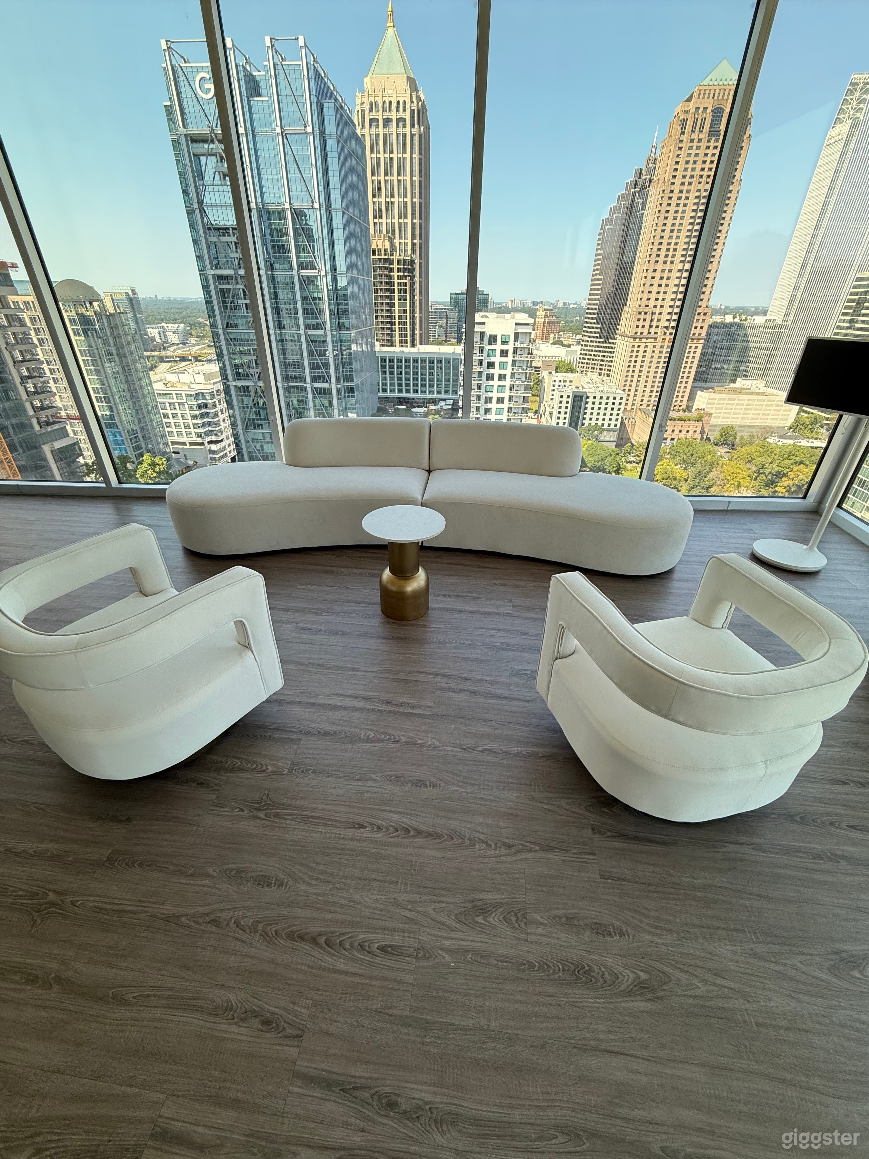 Modern Atlanta Penthouse with Unmatched Skyline Views Photo 1