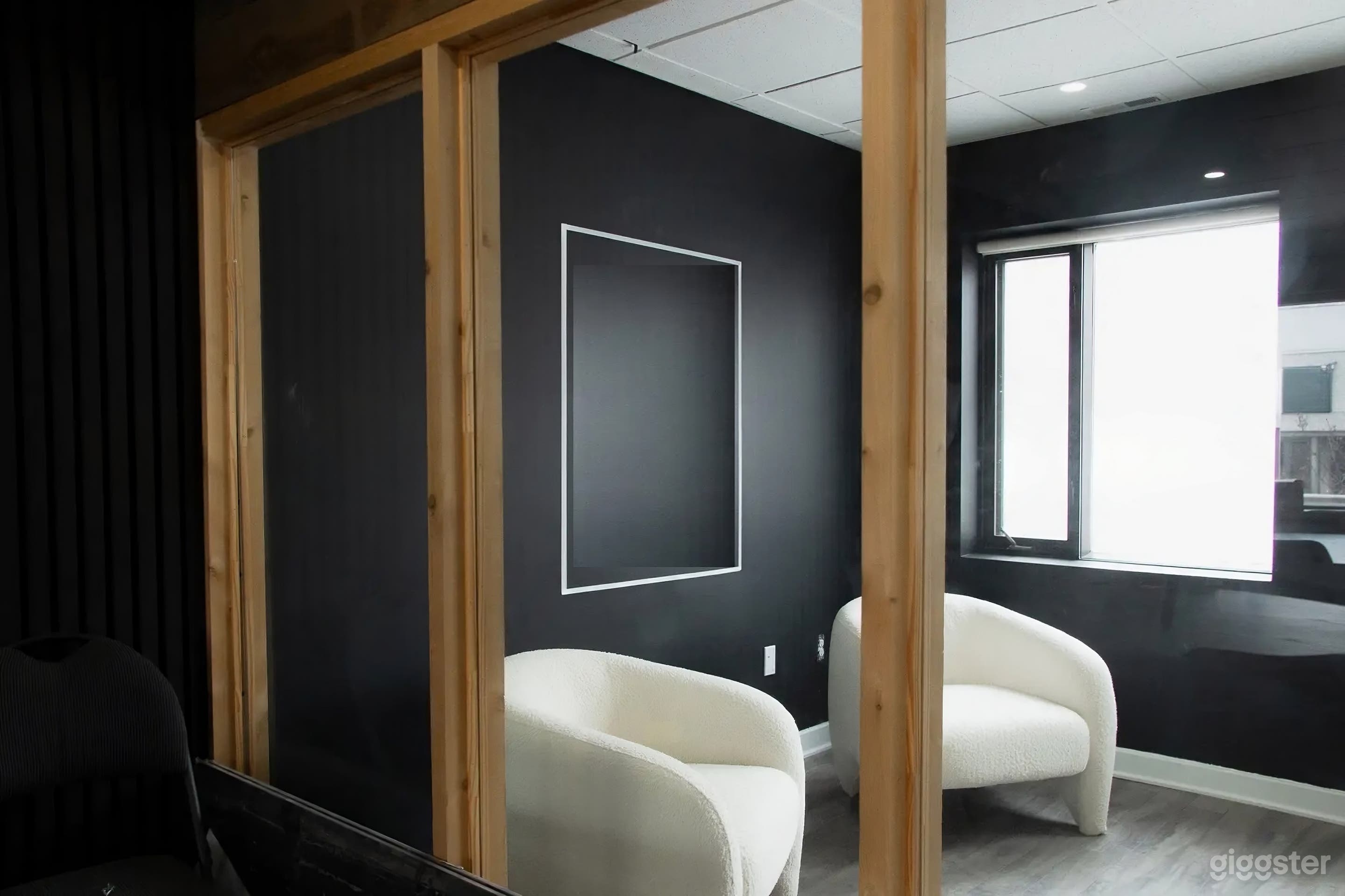 Private Culinary Studio Event Space with Seating &amp; Bar Photo 4