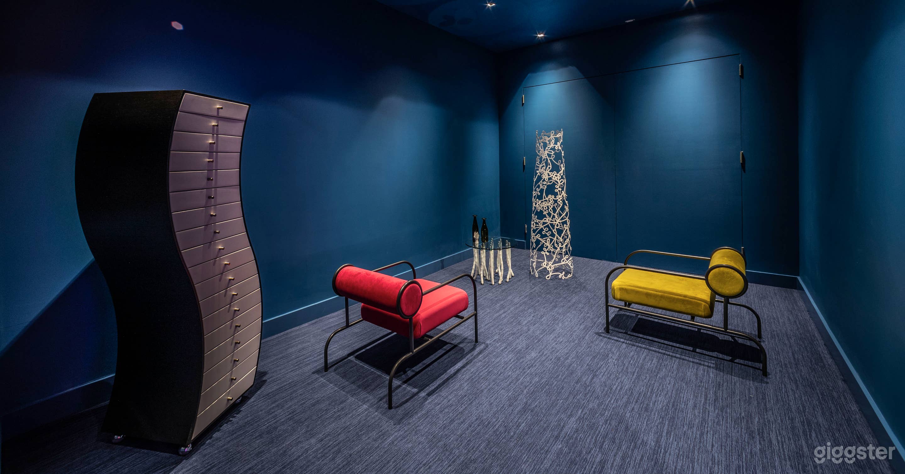 Underground Speakeasy-Style Bar in Manhattan Photo 1