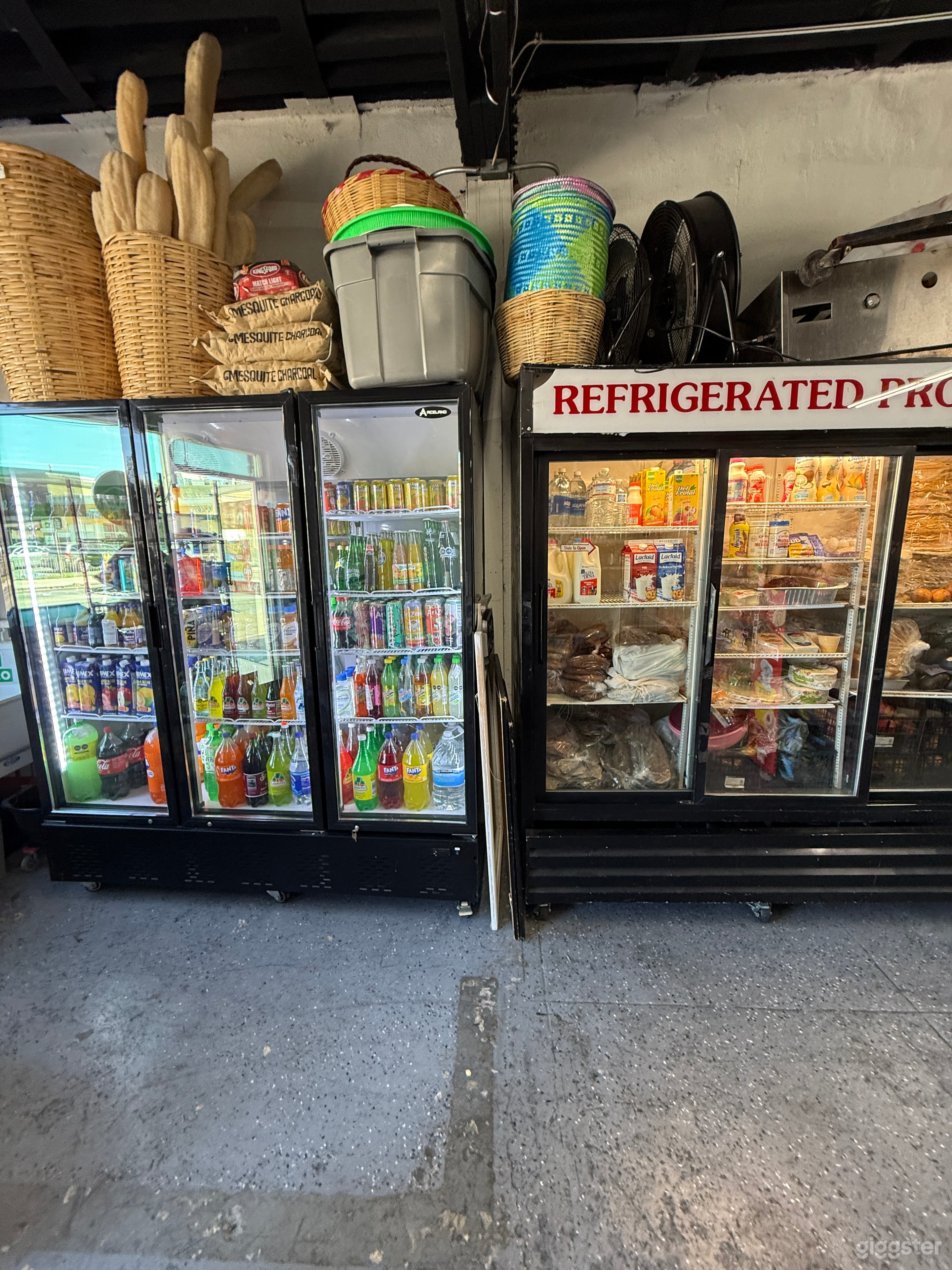 Neighborhood Market with Aisles, Counter & Retro Vibe Photo 2