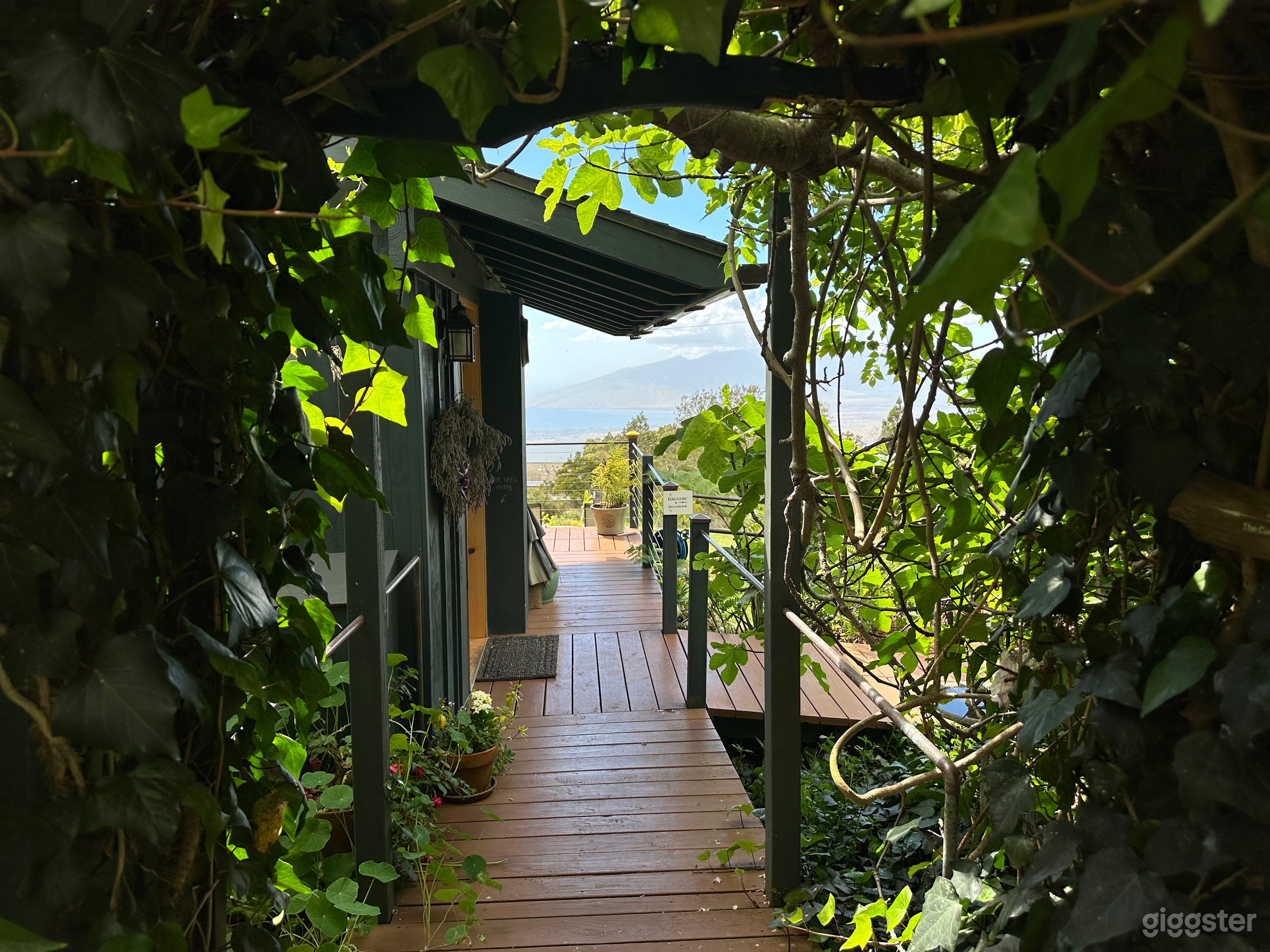 Scenic Upcountry Maui Garden Photo 4